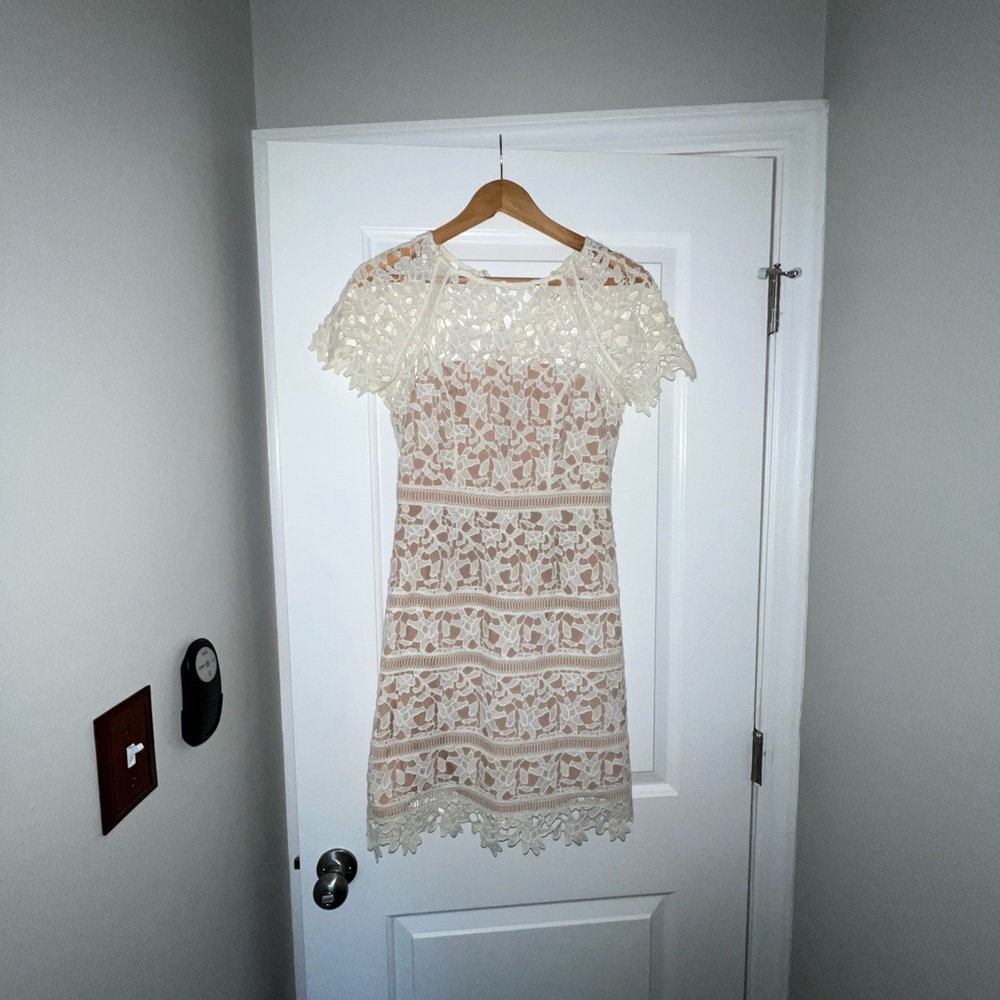 Eliza j size 0 nude and cream dress